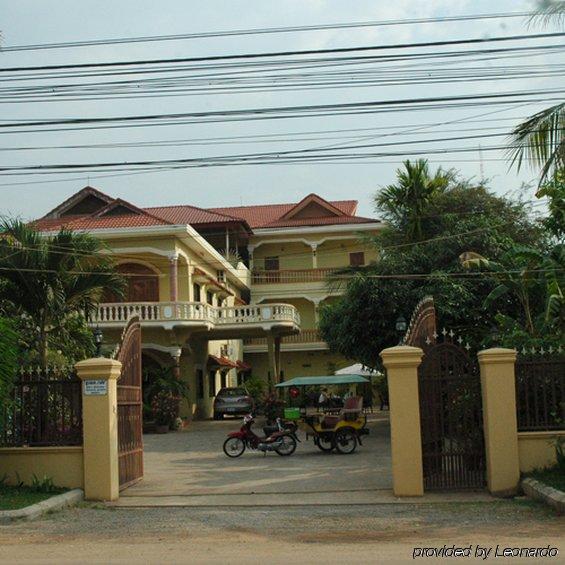 Check Inn Siem Reap Exterior photo