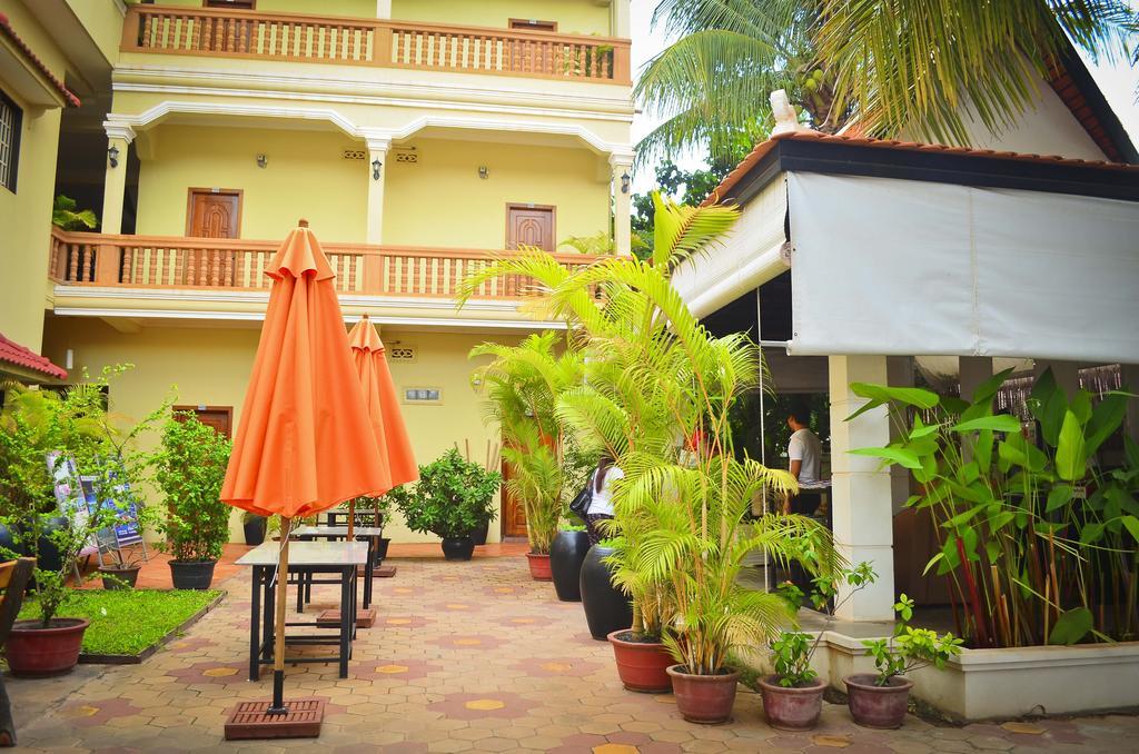 Check Inn Siem Reap Exterior photo